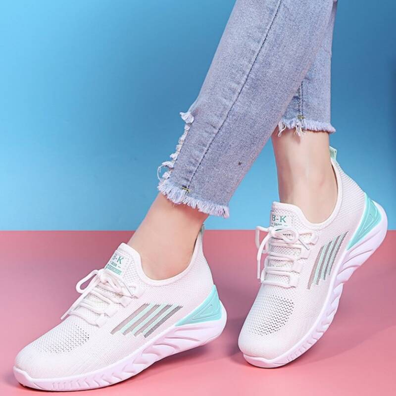 

Striped Pattern Lace Up Front Running Shoes, Green