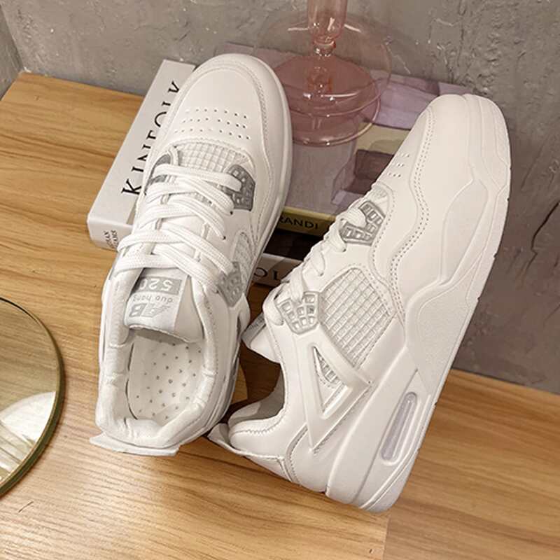 

Minimalist Lace Up Front Sneakers, White