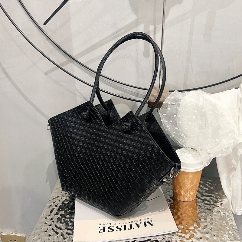 

Minimalist Tote Bag, Black