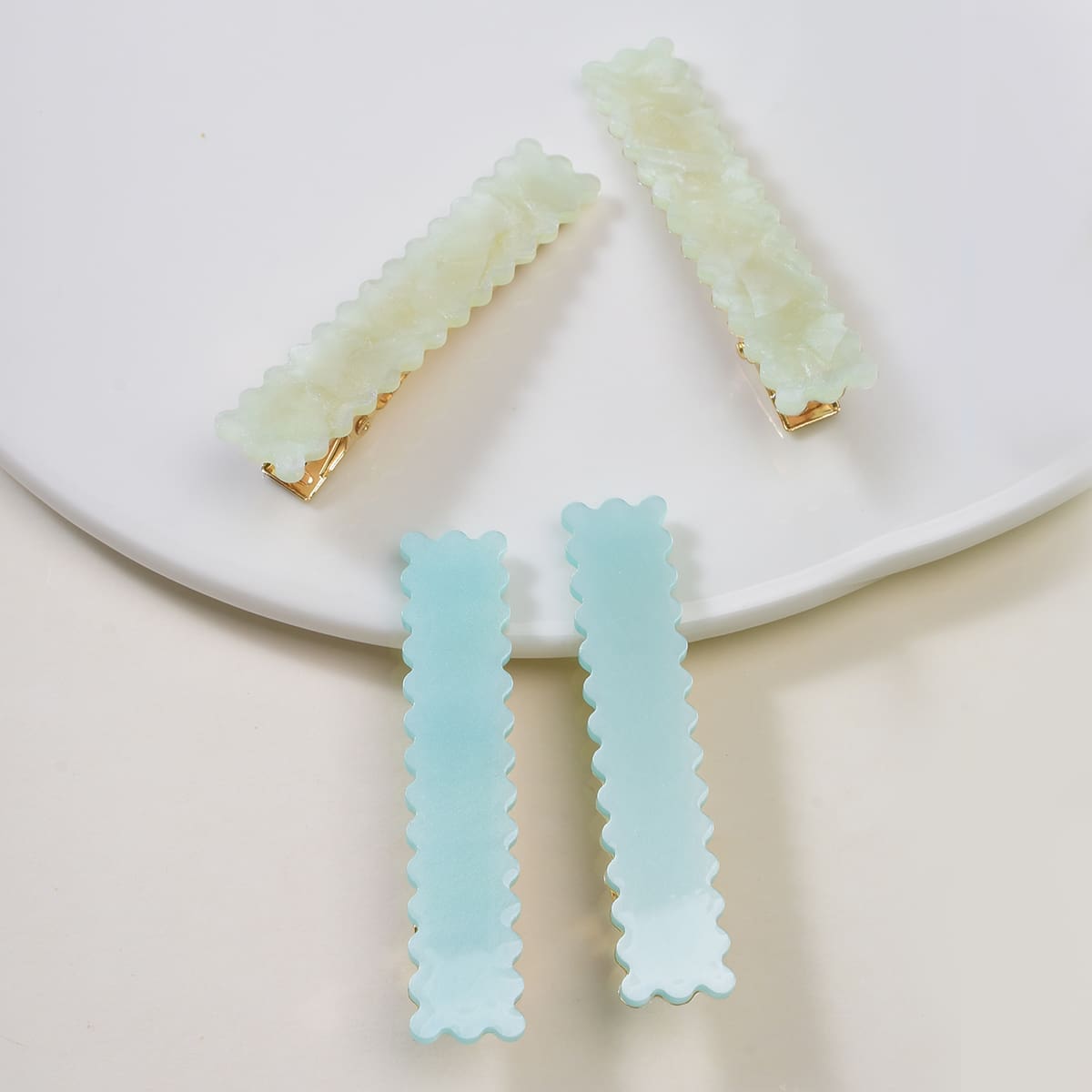 

4pcs Alligator Hair Clip, Multicolor