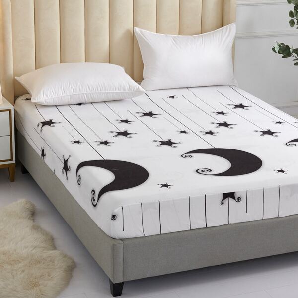 

Moon & Star Print Fitted Sheet, Black and white
