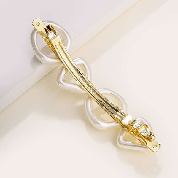

Geometric Detail Hair Clip, White