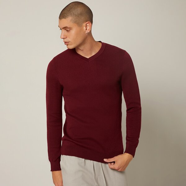 

Men Solid Ribbed Knit Trim Sweater, Burgundy