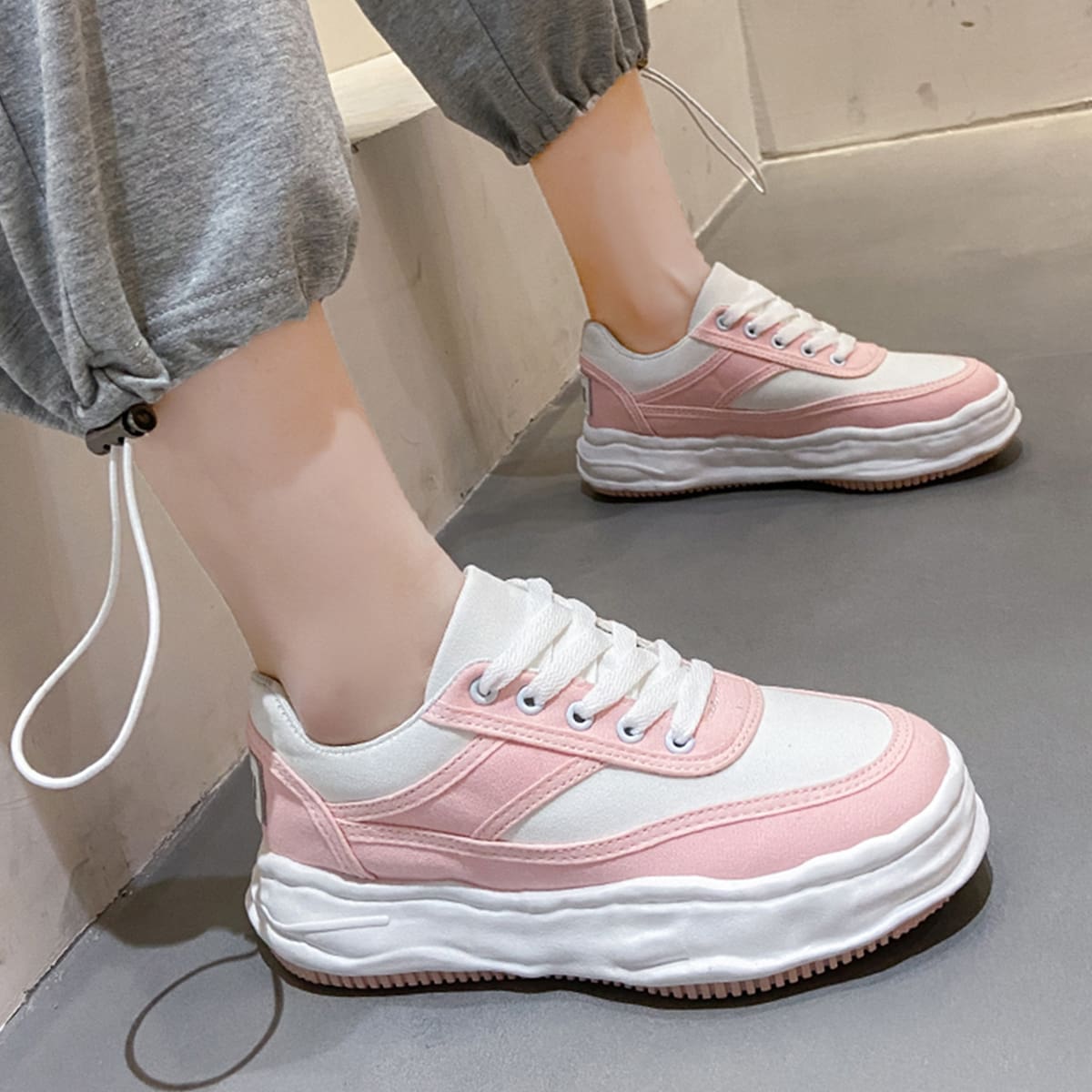 

Colorblock Lace Up Front Sneakers, Pink