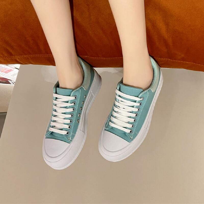 

Lace Up Front Canvas Shoes, Green