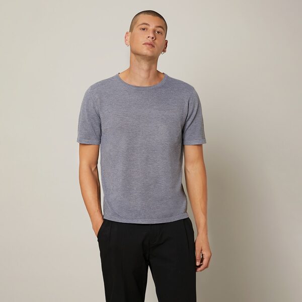 

Men Solid Knit Top, Grey