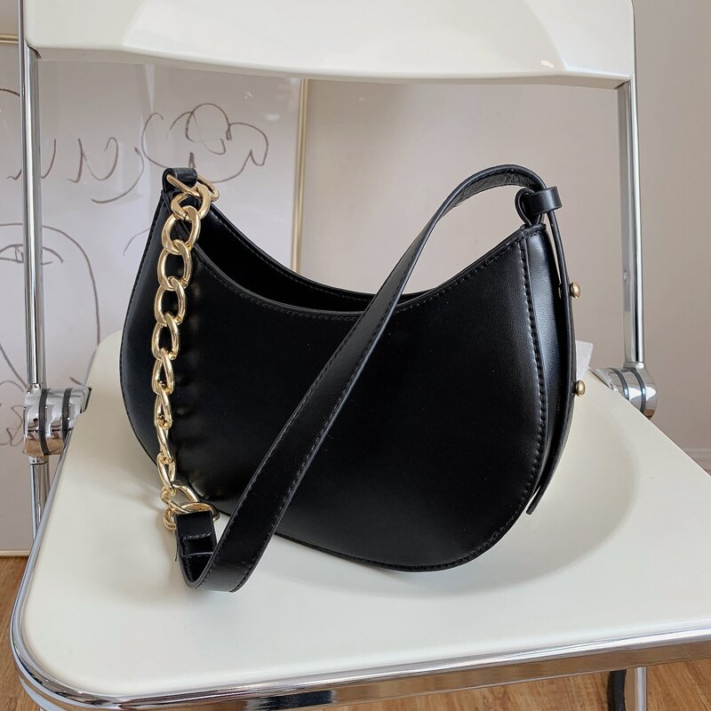 

Minimalist Baguette Bag, Black