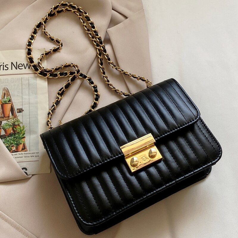 

Quilted Flap Chain Strap Bag, Black