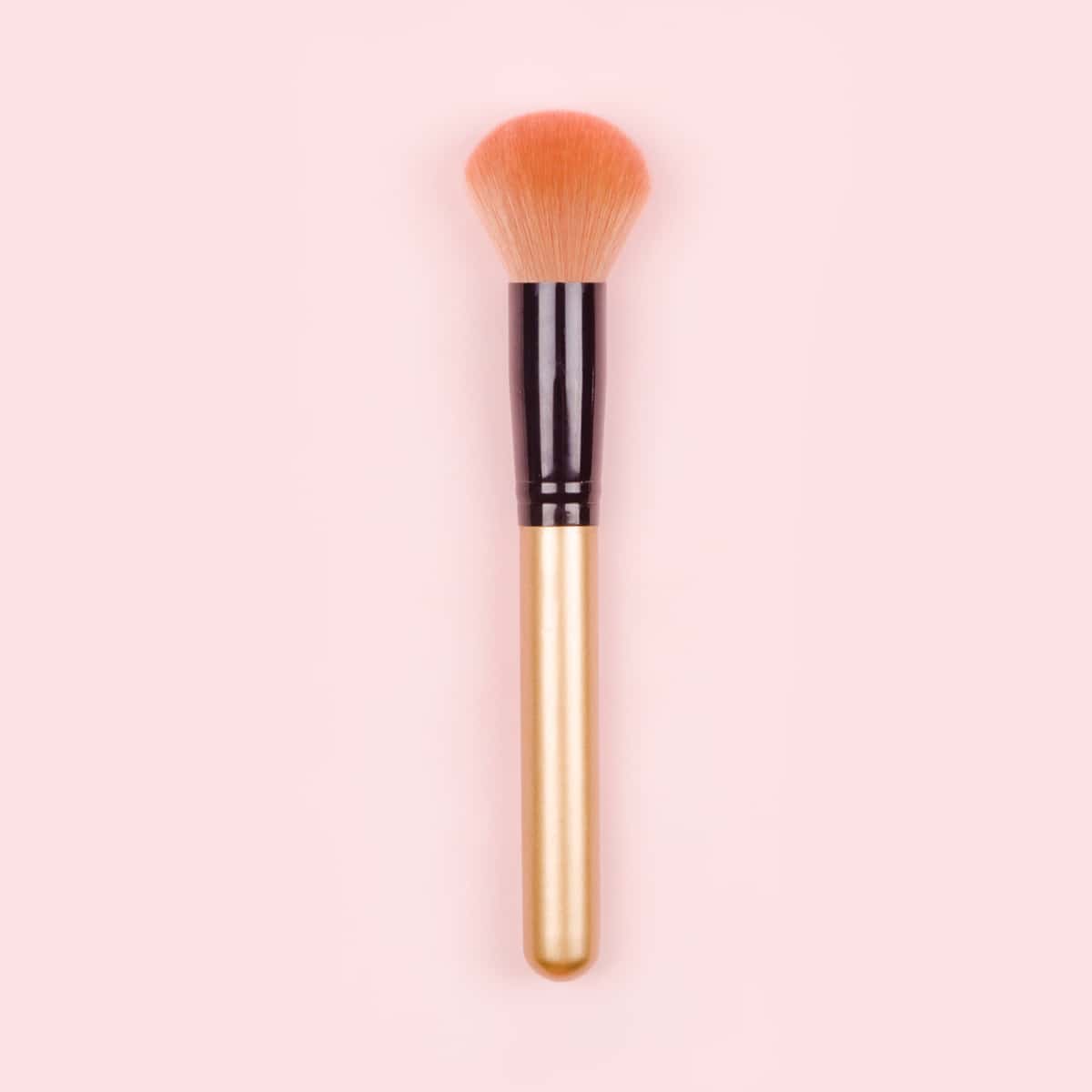 

1pc Blush Brush, Gold