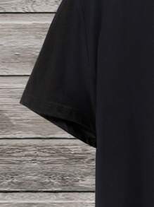 Manfinity 男士外星人印花T恤 - 黑色 - 查看 3