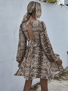 Snakeskin Print Cut Out Twist Front Lantern Sleeve Dress - Multicolor - View 2