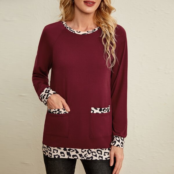 

Contrast Leopard Print Raglan Sleeve Sweatshirt, Burgundy
