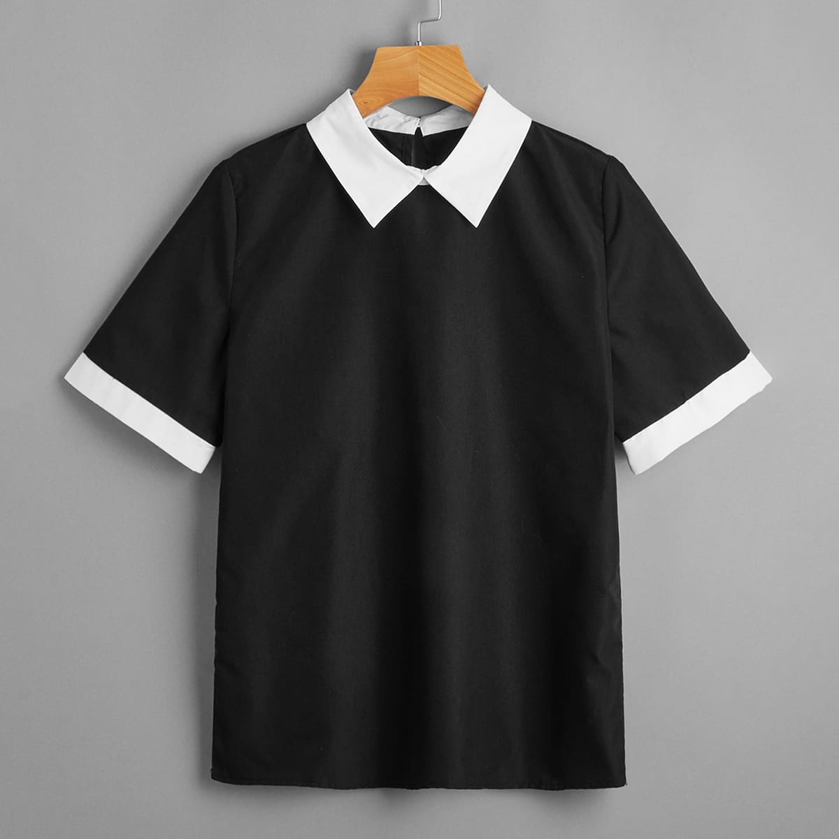

Colorblock Contrast Collar Blouse, Black and white