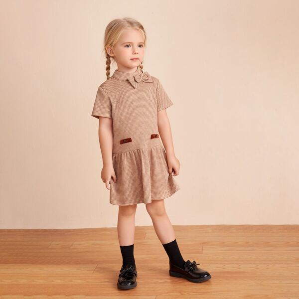 

Toddler Girls Houndstooth Print Bow Detail Ruffle Hem Dress, Khaki
