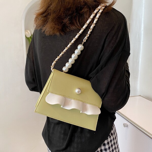 

Ruffle Trim Flap Shoulder Bag, Yellow