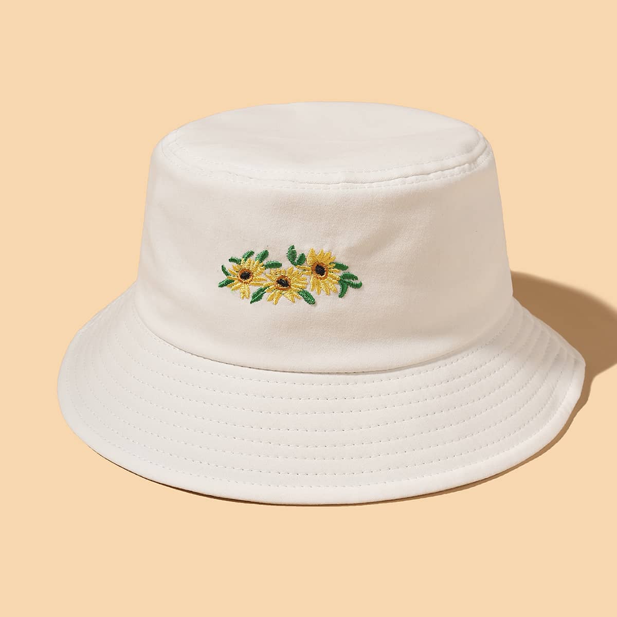 

Daisy Embroidered Bucket Hat, White