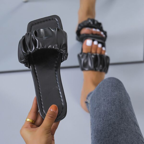 

Minimalist Ruched Detail Slide Sandals, Black