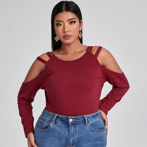 

Plus Solid Cut Out Tee, Red