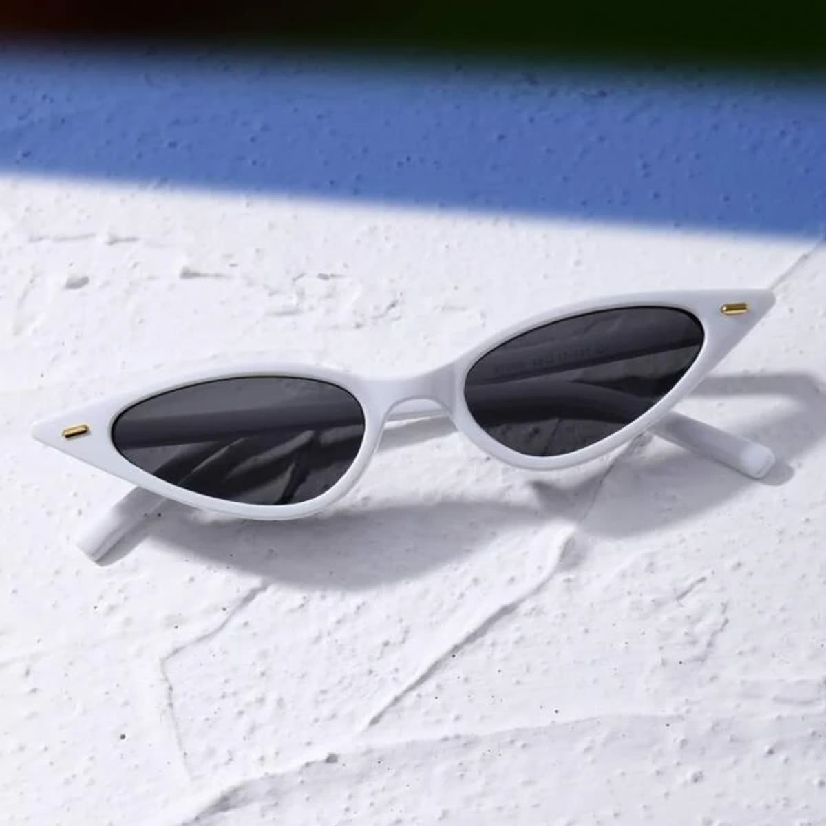 

Cat Eye Frame Sunglasses