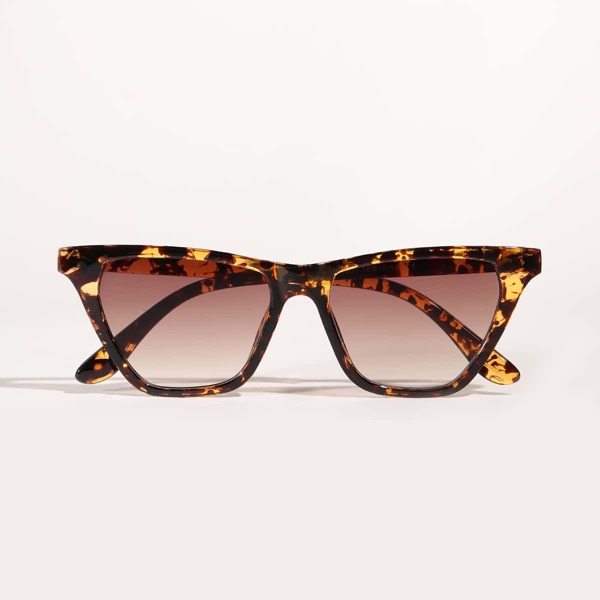 

Cat Eye Sunglasses