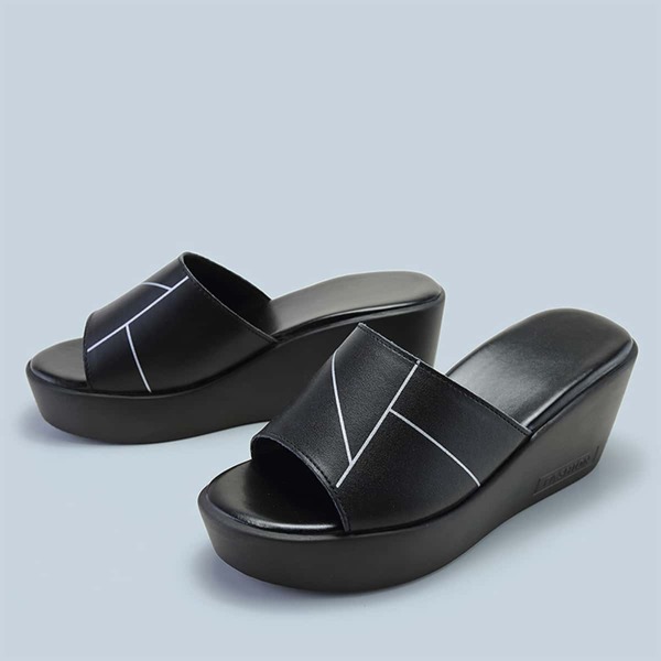 

Minimalist Wedge Sandals, Black