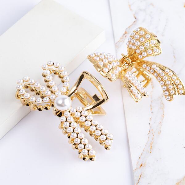

2pcs Faux Pearl Decor Hair Claw, Gold