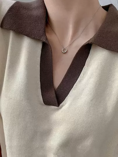 ラウンドチャームネックレスの画像