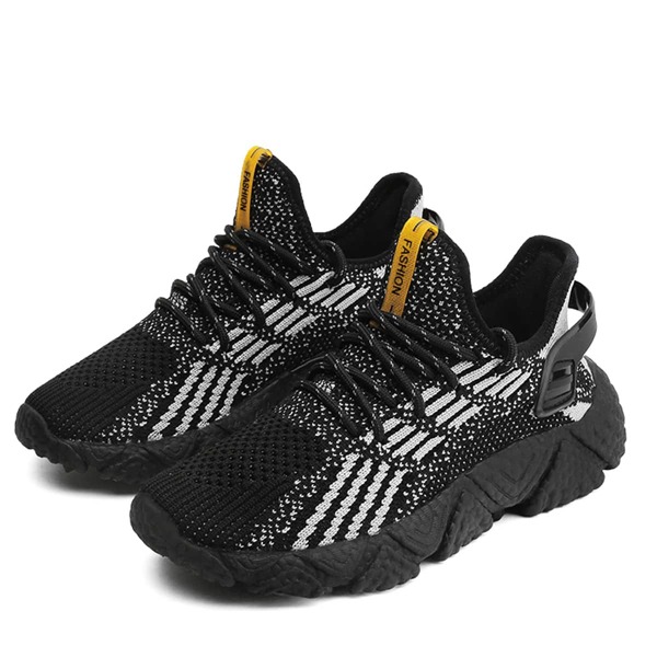 

Boys Striped Pattern Lace Up Decor Knit Sneakers, Black and white