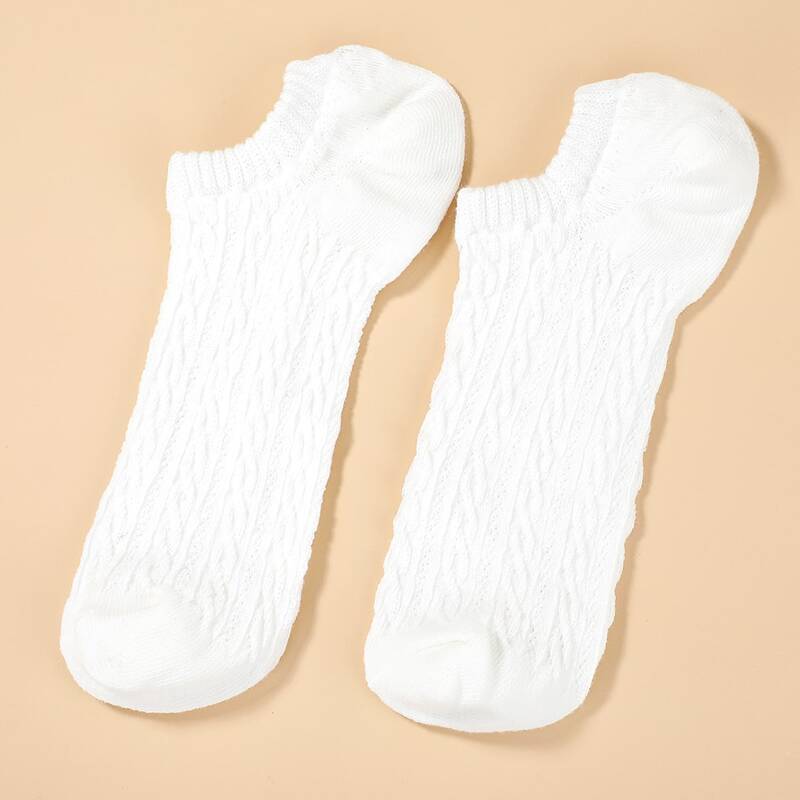 

Solid Textured Ankle Socks, White