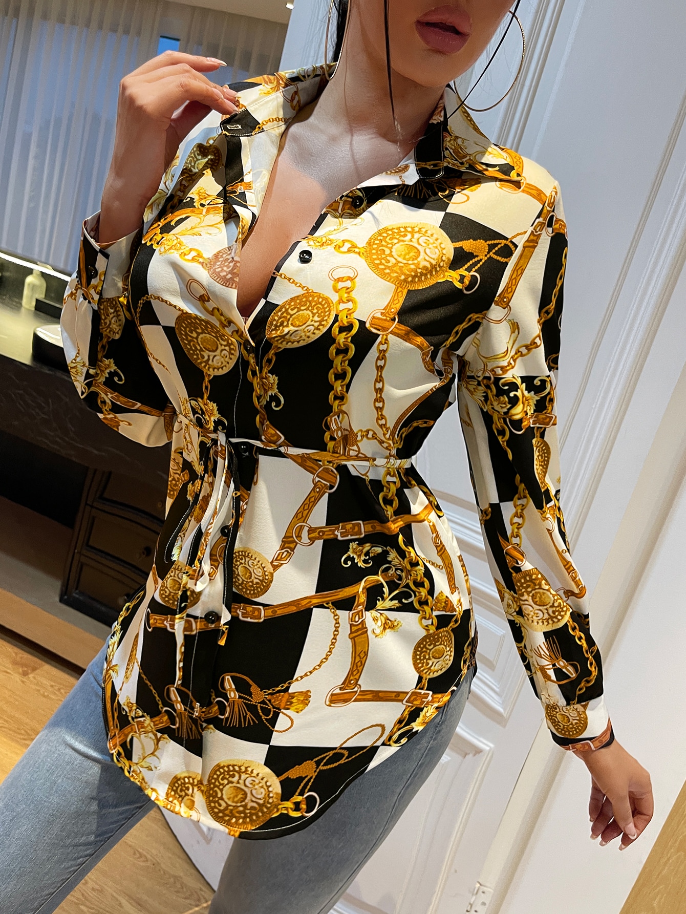 Chain print button shirt