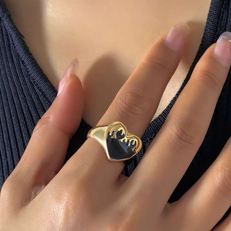 

Heart Design Ring, Gold