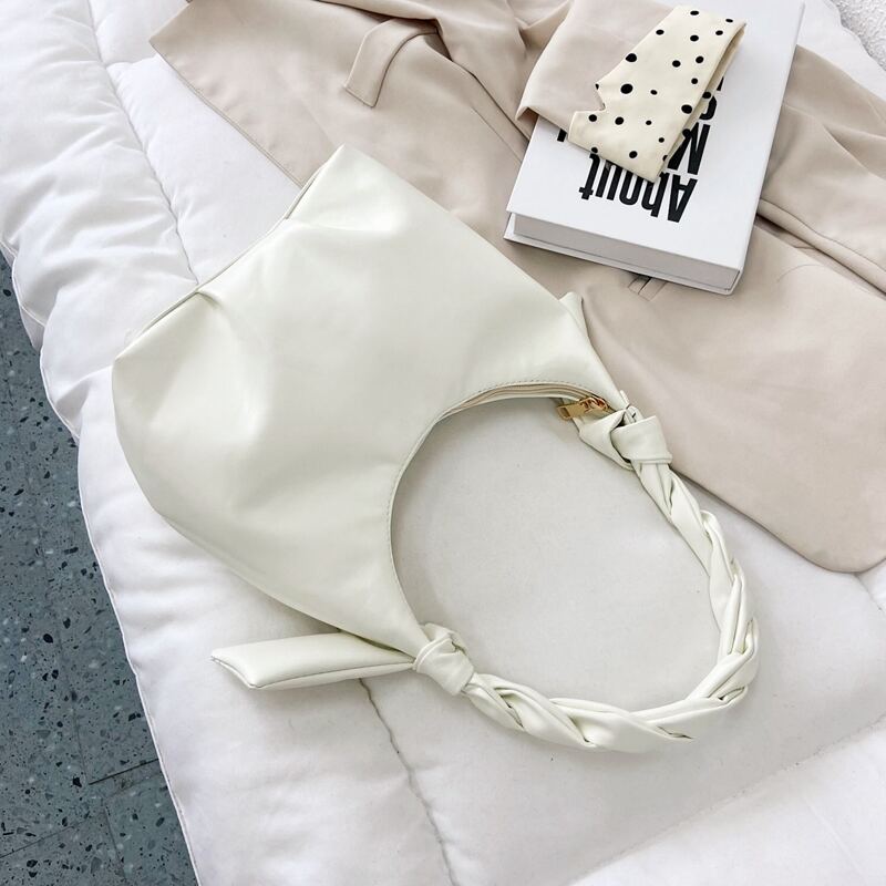 

Zipper Up Shoulder Bag, White