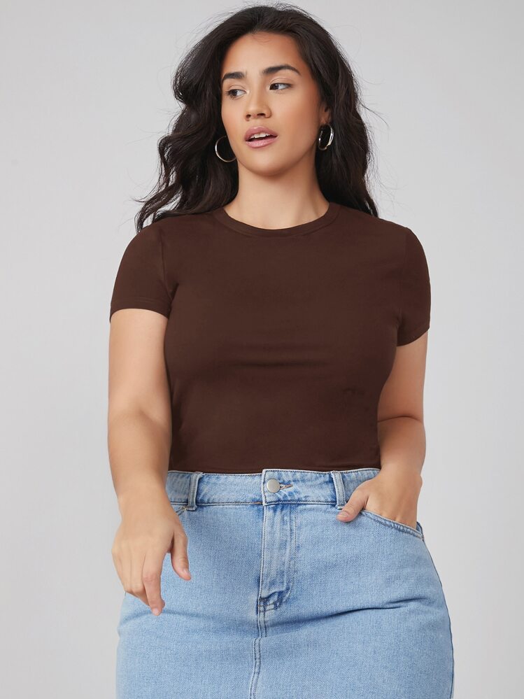 SHEIN BASICS למידות גדולות טי דק סלים עגול צוואר - חום קפה - ראה 3