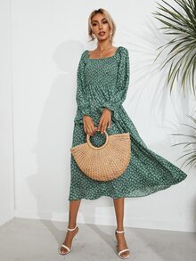 SHEIN Essnce 小碎花荷葉袖打褶A字連衣裙 - 綠色 - 查看 3
