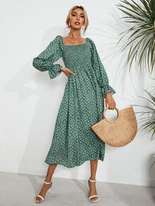 SHEIN Essnce 小碎花荷葉袖打褶A字連衣裙 - 綠色 - 查看 7