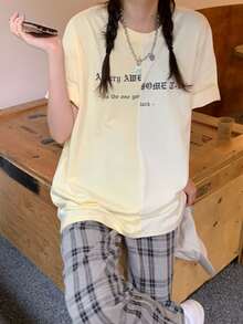 Kaos Lengan Longgar dengan Slogan Grafis Dua Warna - MultiWarna - View 2