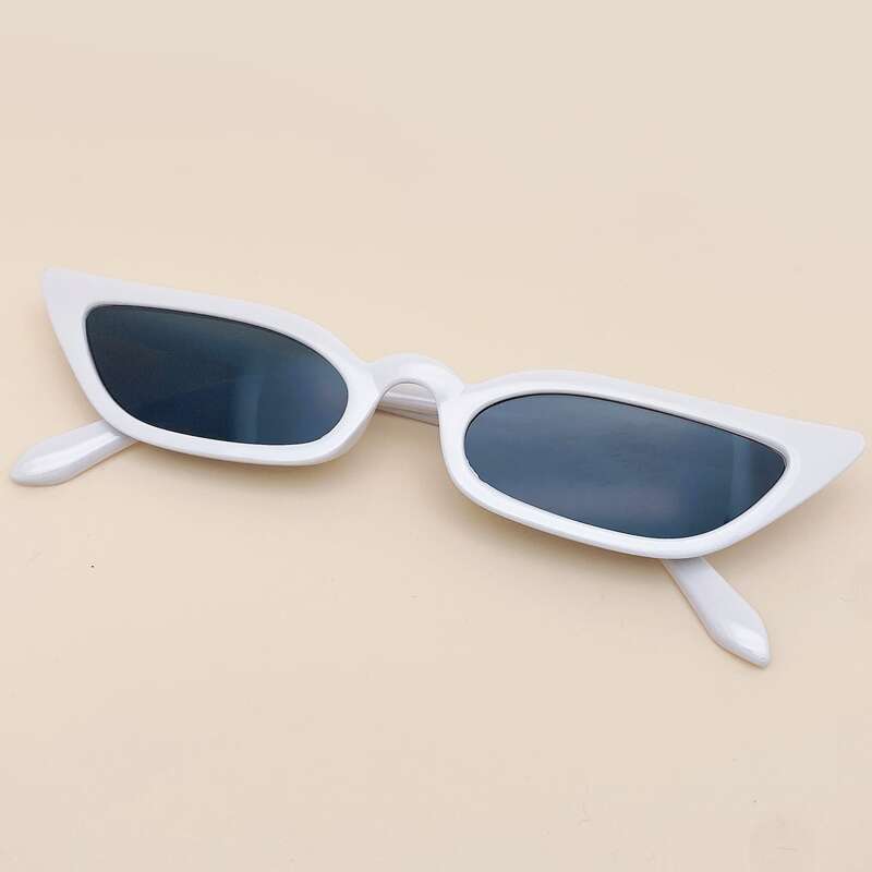 

Cat Eye Frame Sunglasses