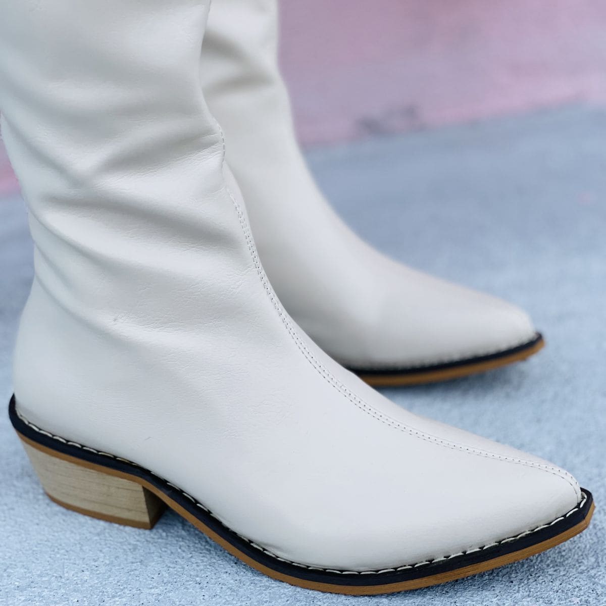 

Side Zipper Fashion Boots, White