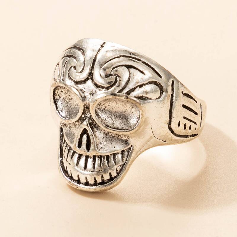 

Guys Skull Design Ring, Silver