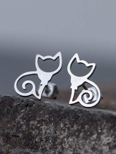 أقراط مسمار قط