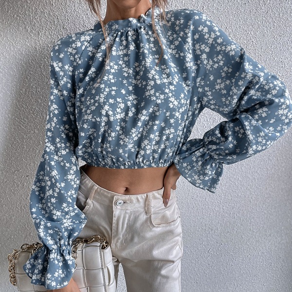 

Ditsy Floral Tie Back Flounce Sleeve Crop Blouse, Dusty blue