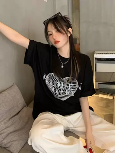 Honeyspot 文字グラフィック ドロップショルダー オーバーサイズシャツの画像