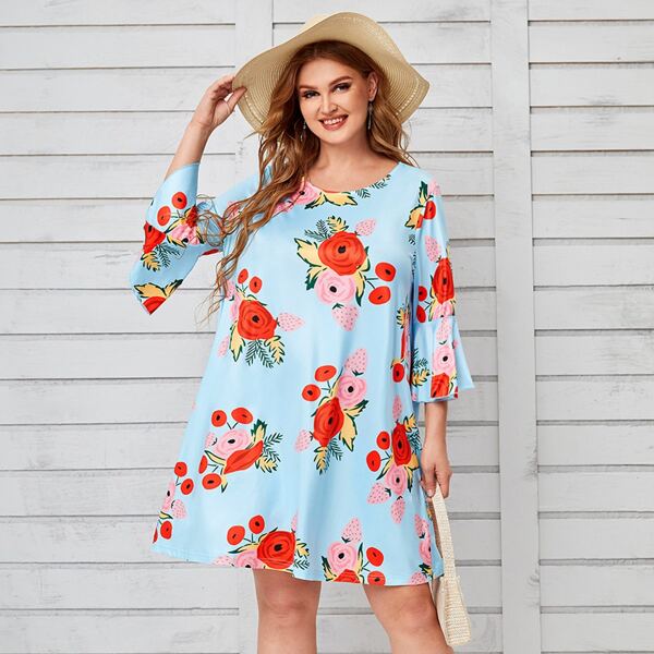 

Plus Allover Floral Print Scoop Neck Dress, Baby blue