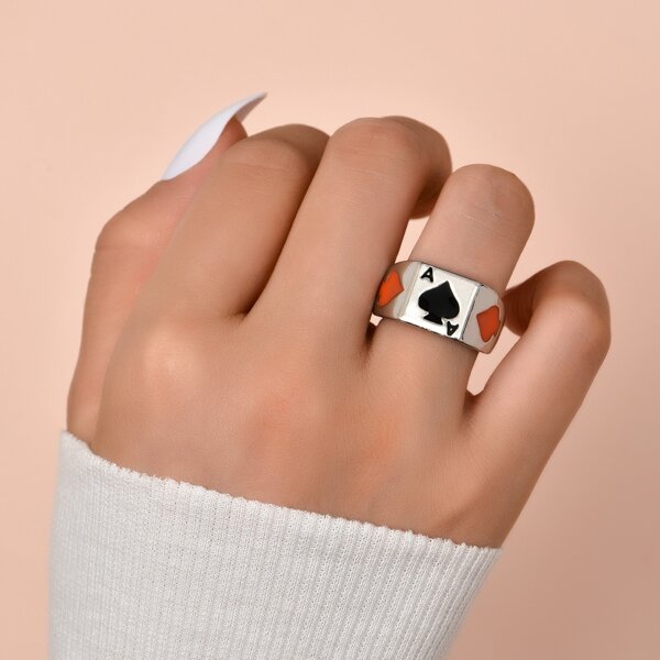 

Playing Card Pattern Ring, Silver