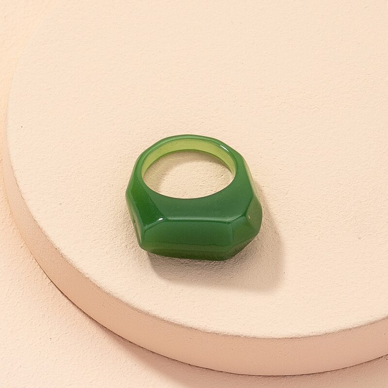 

1pc Resin Ring, Green