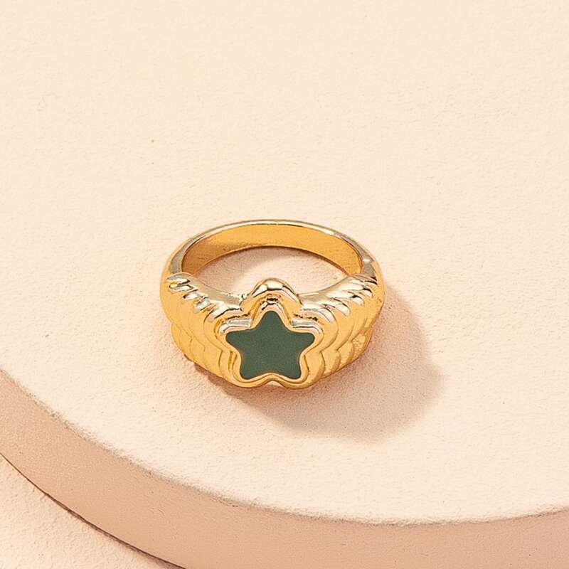 

Star Design Ring, Gold