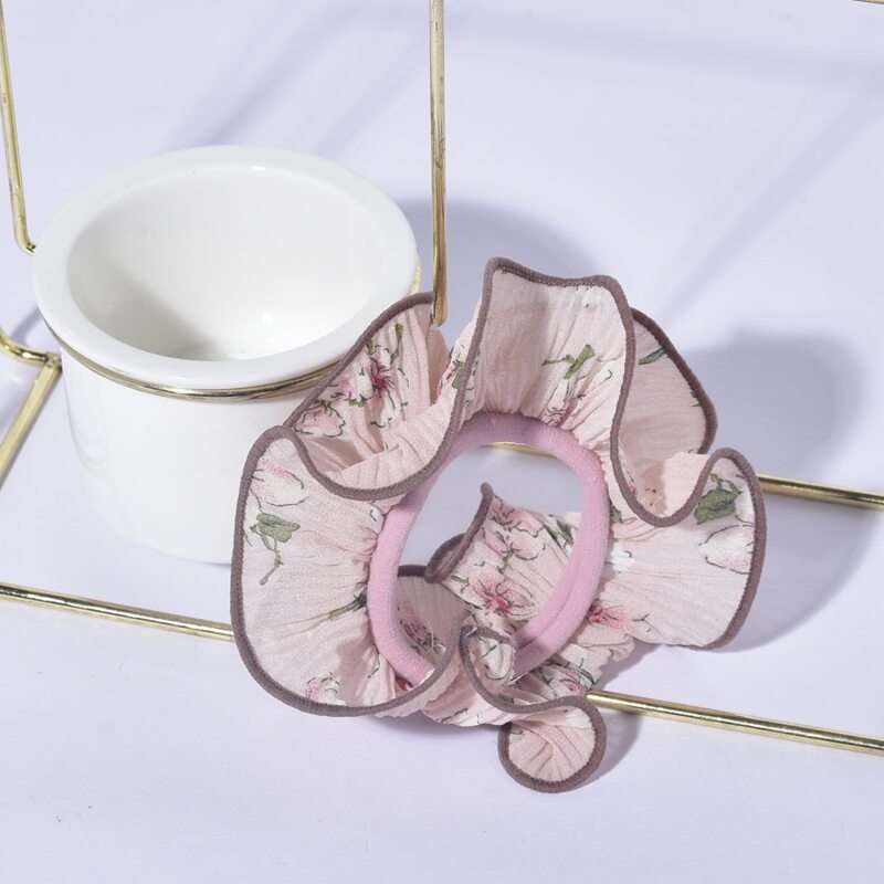 

Floral Pattern Scrunchie, Multicolor