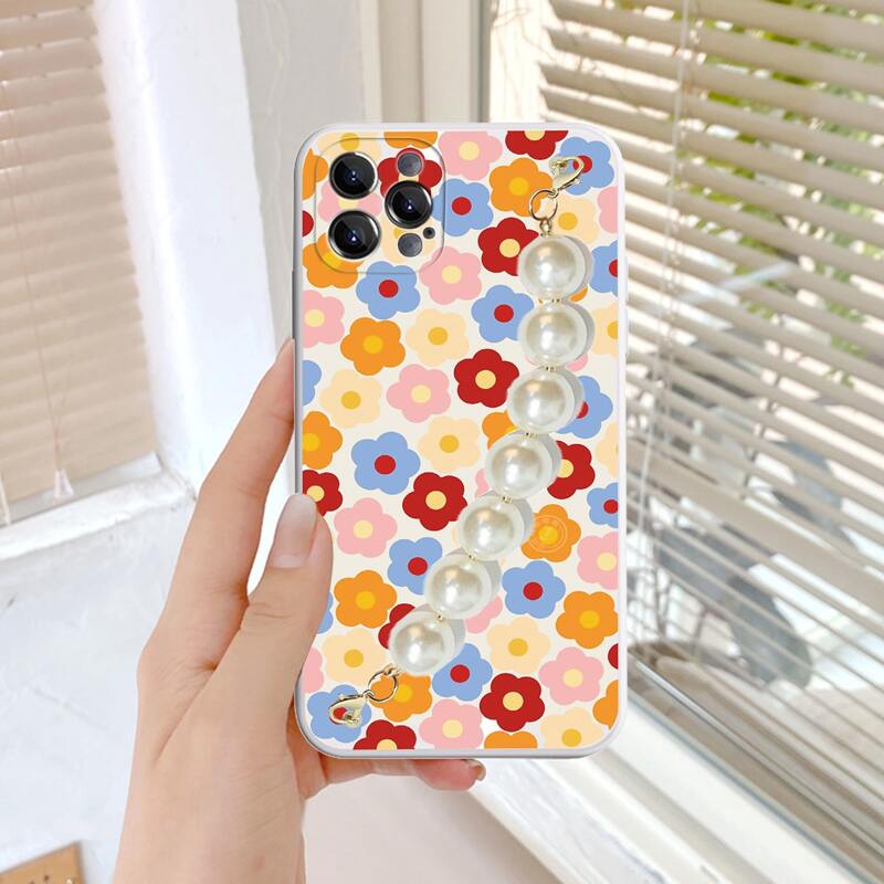 

Flower Pattern Phone Case With Faux Pearl Hand Strap, Multicolor