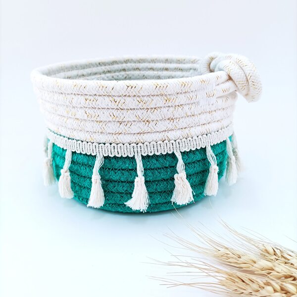 

1pc Tassel Decor Storage Basket, Multicolor