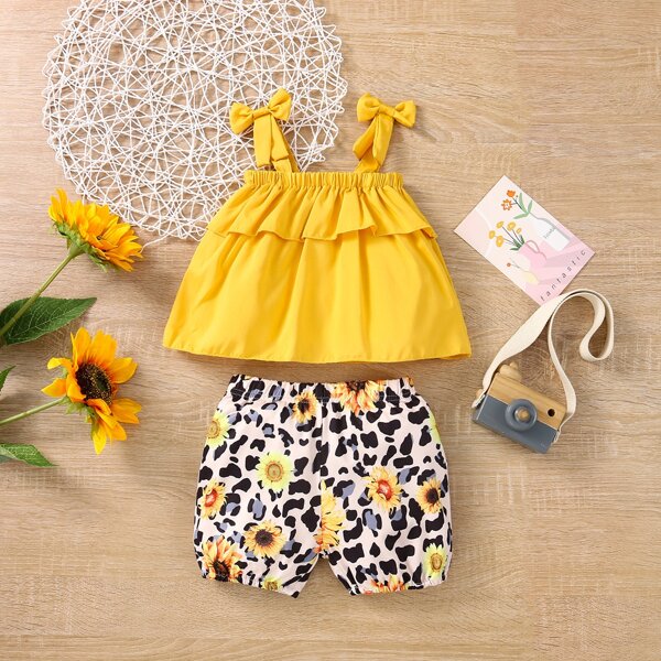 

Baby Girl Bow Strap Cami Top & Floral Shorts, Yellow
